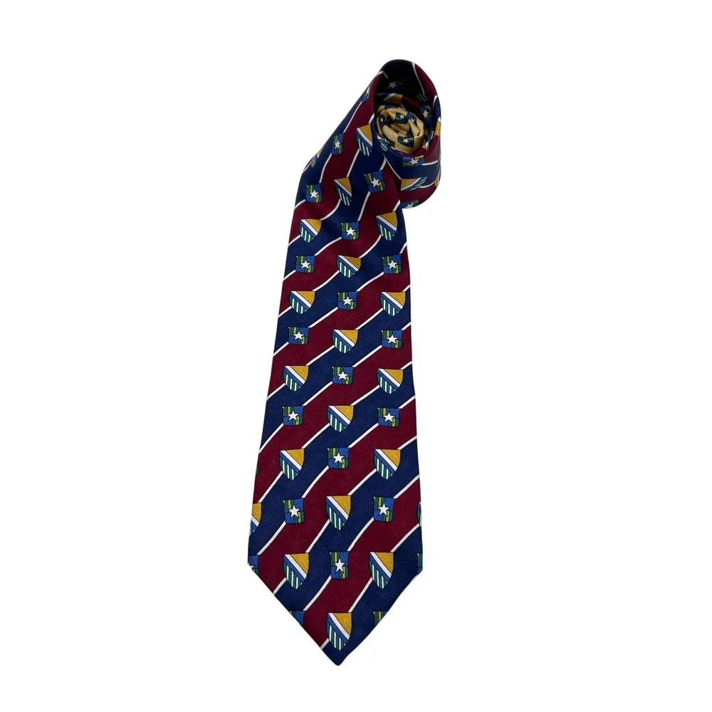 Oscar‎ de la Renta Mens 100% Silk Tie Burgundy Navy Blue Heraldic Crest Necktie